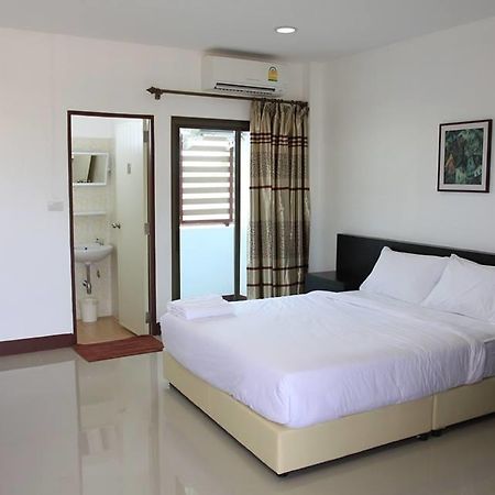 Metha Palace Sakon Nakhon Zewnętrze zdjęcie