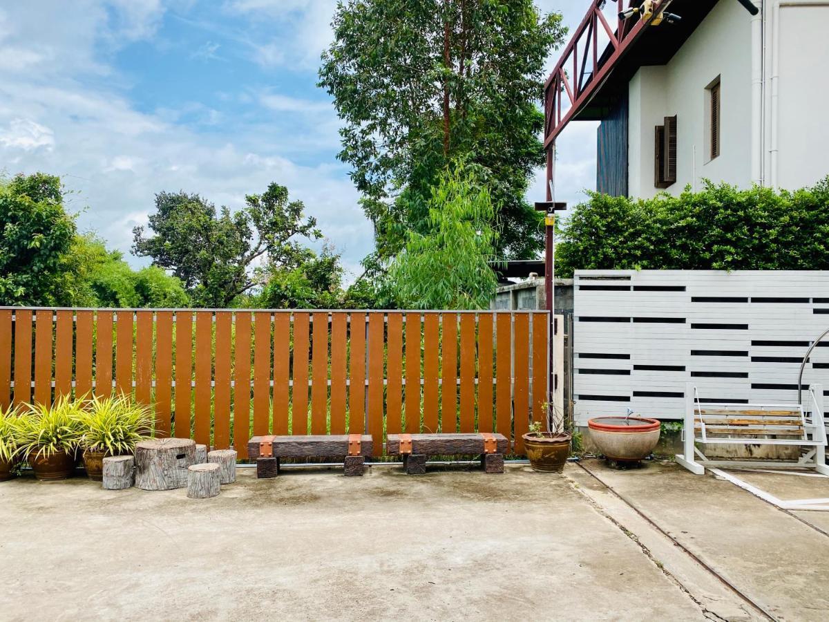 Metha Palace Sakon Nakhon Zewnętrze zdjęcie